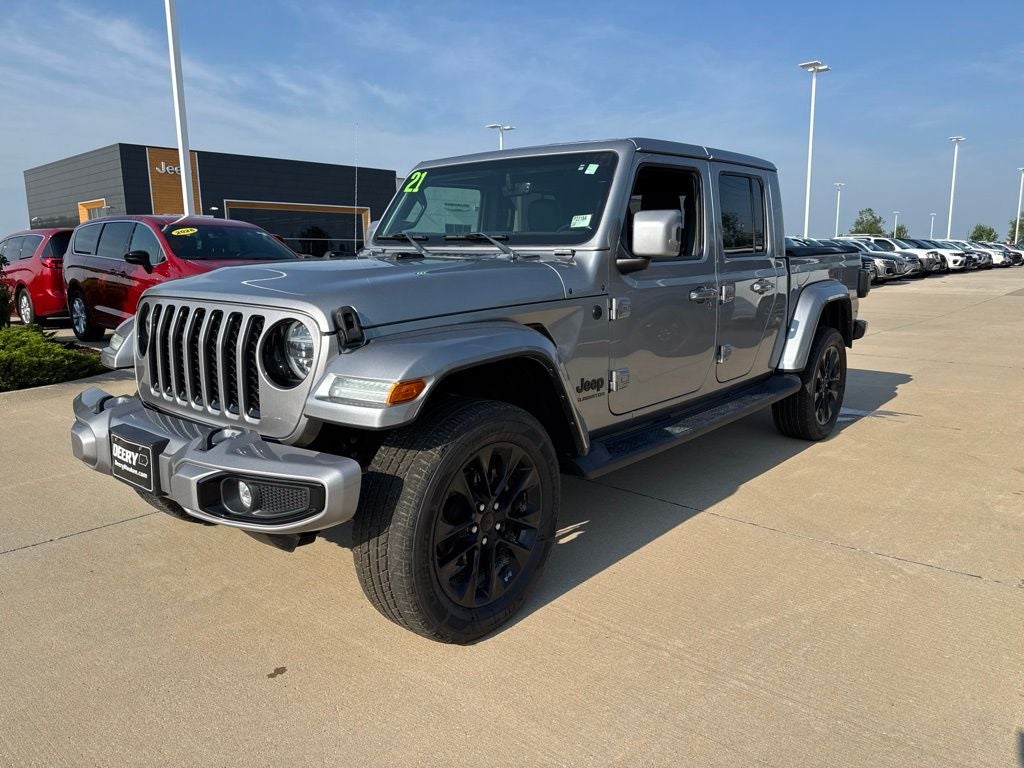 2021 Jeep Gladiator — side profile view