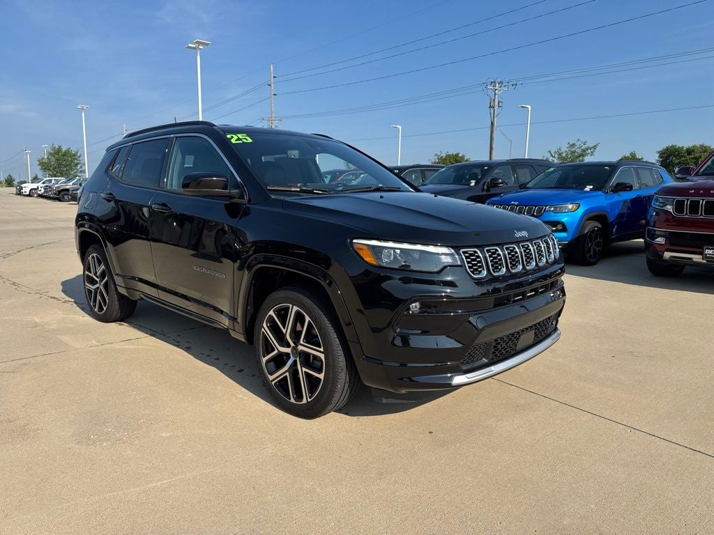 2025 Jeep Compass Limited 4x4 in Diamond Black Crystal Pearlcoat — front three-quarter view