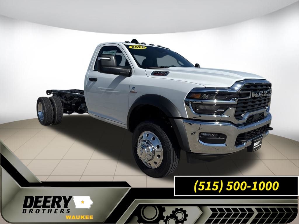 2026 RAM Ram 5500 Chassis Cab RAM 5500 TRADESMAN CHASSIS REGULAR CAB 4X4 84' CA in Bright White Clear-Coat Exterior Paint — front...