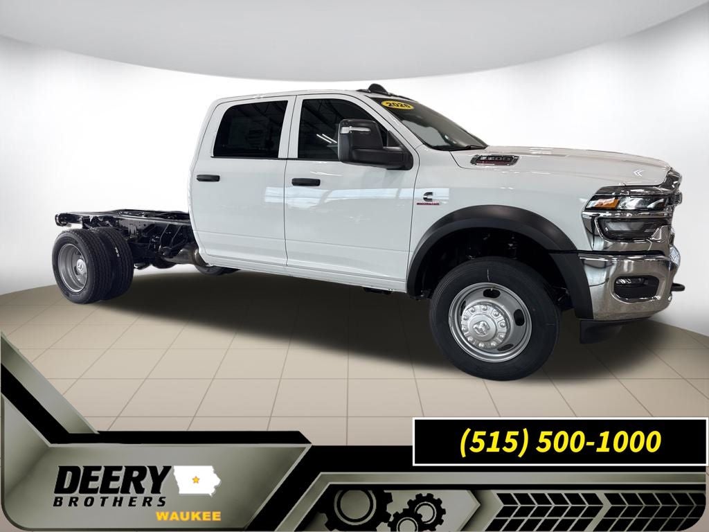 2026 RAM Ram 5500 Chassis Cab RAM 5500 TRADESMAN CHASSIS CREW CAB 4X4 60' CA in Bright White Clear-Coat Exterior Paint — front...