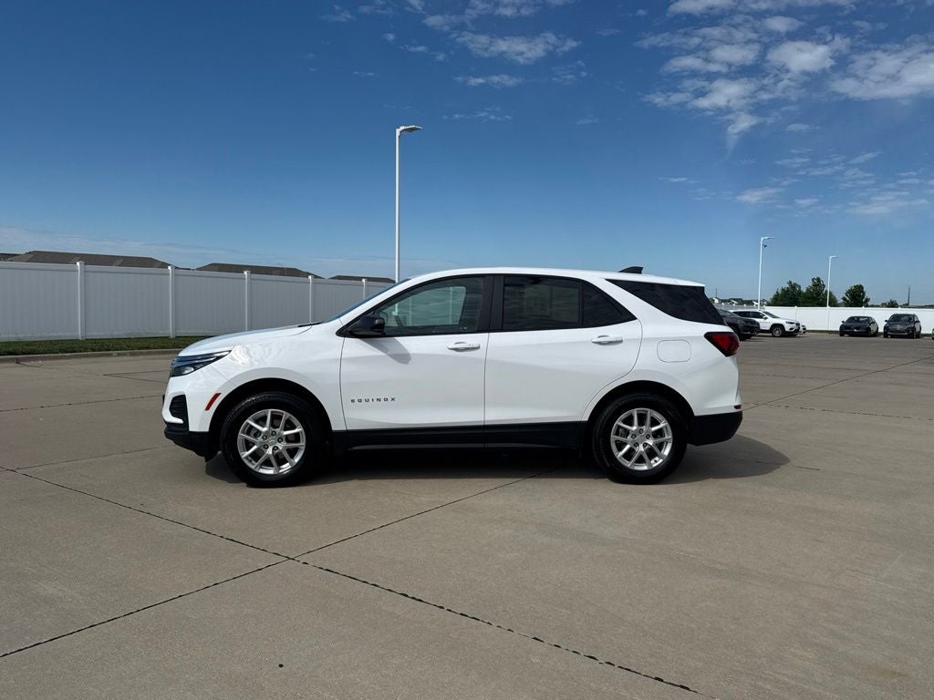 2023 Chevrolet Equinox — interior view
