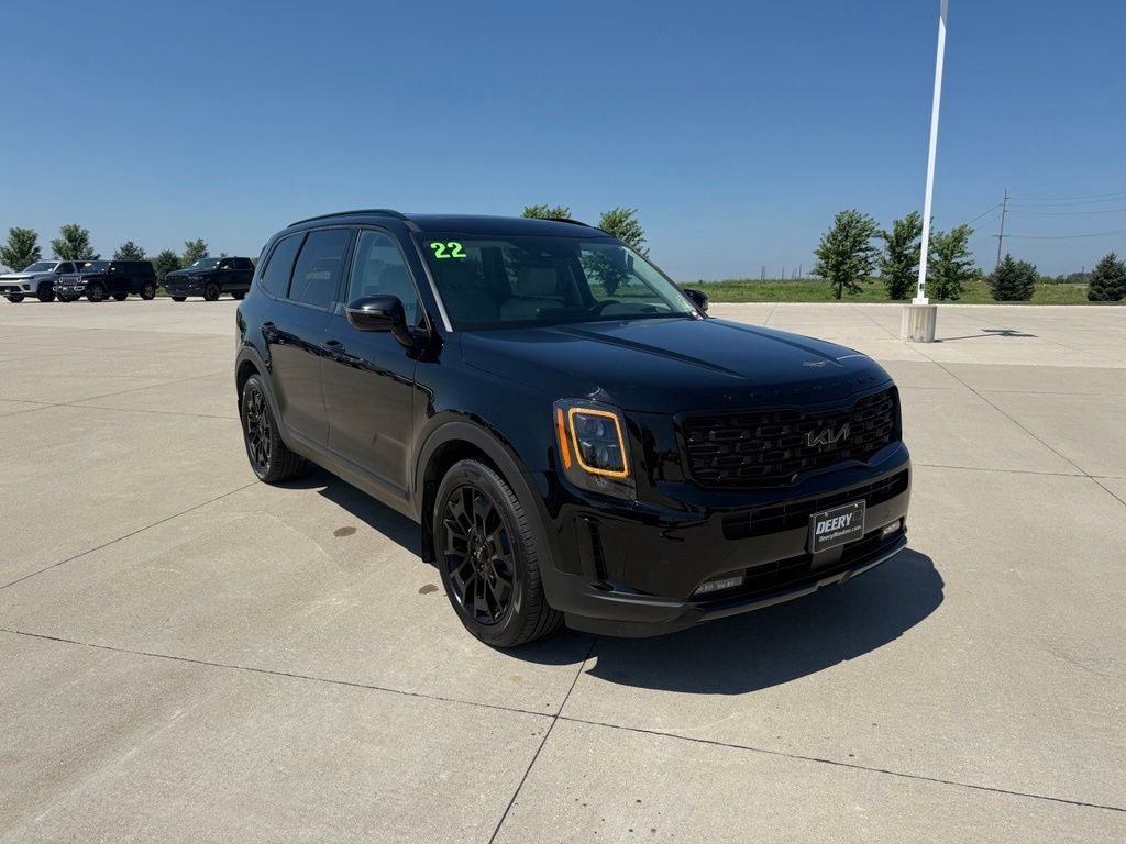 2022 Kia Telluride SX in Ebony Black — front three-quarter view